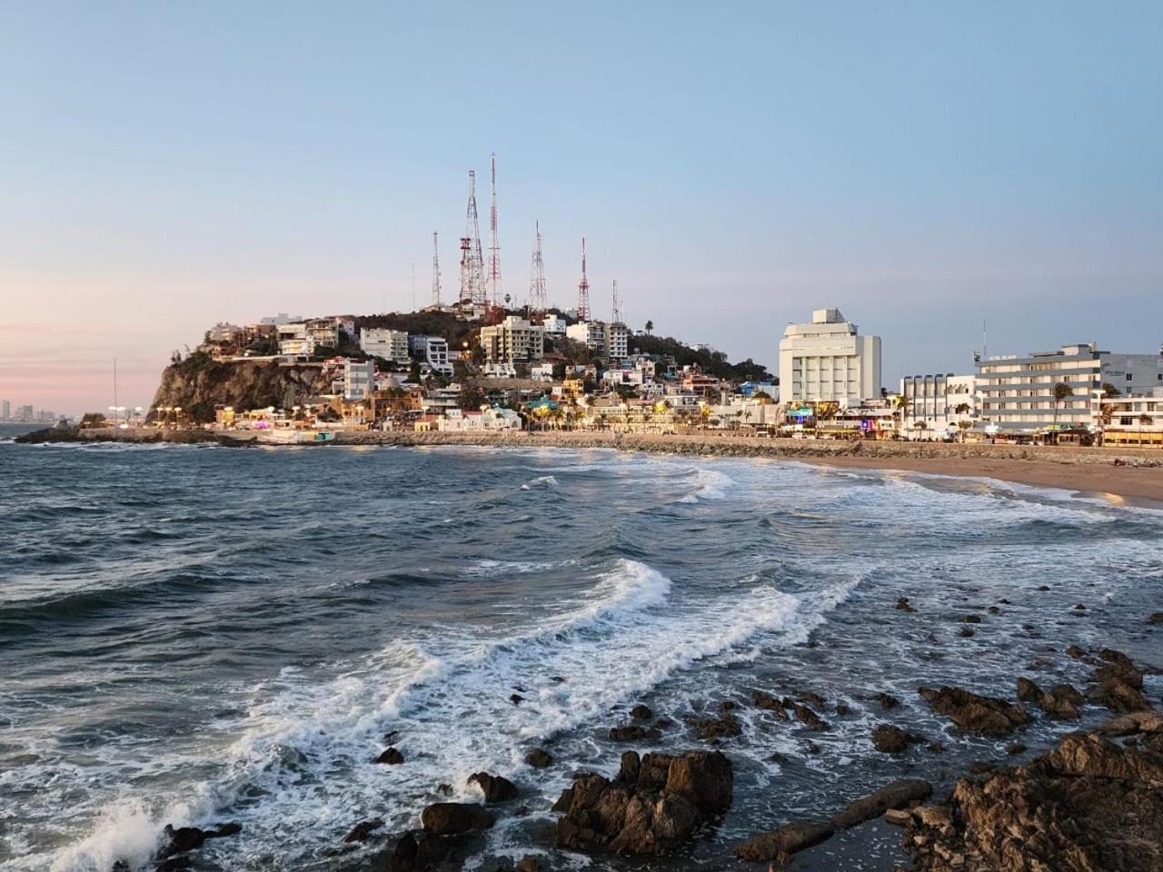 Dpto Playa Centro Malecon Plza Machado¡Promocion! Apartment Mazatlan Exterior photo